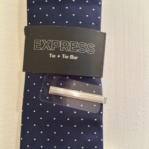 NWT Express Men’s Navy Blue Polkadot Tie with Tie Bar